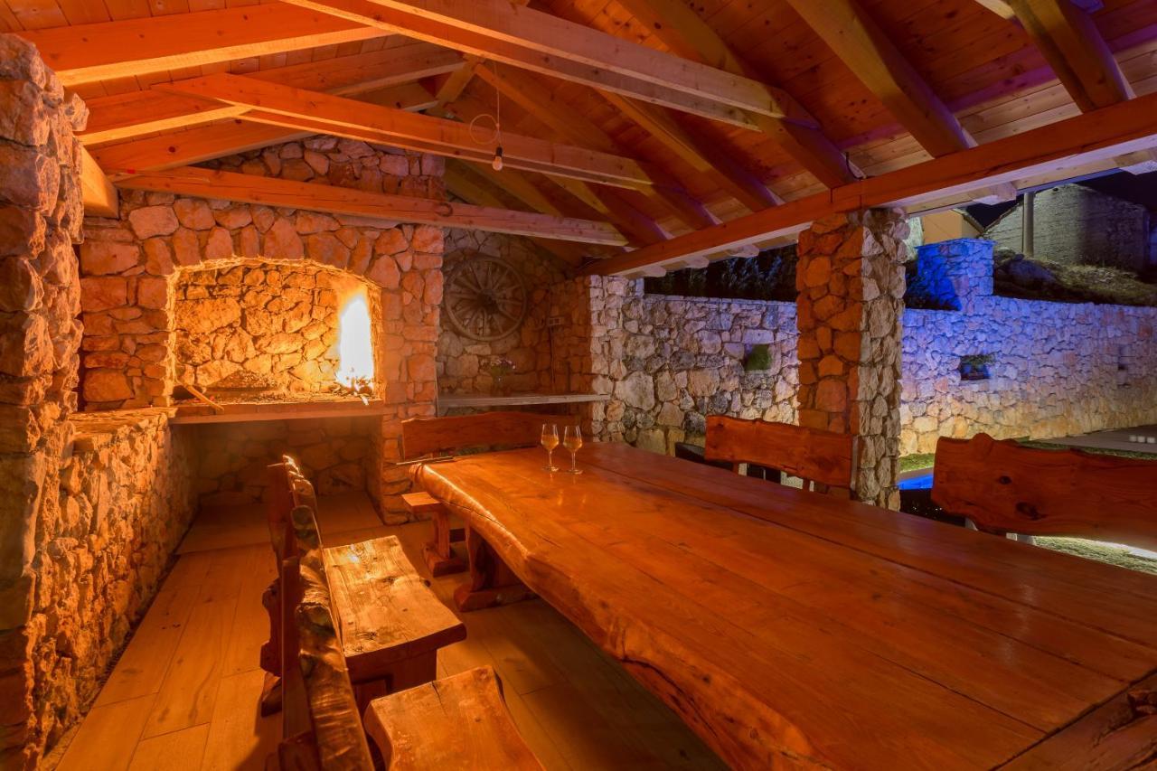 Stone Valcer Villa