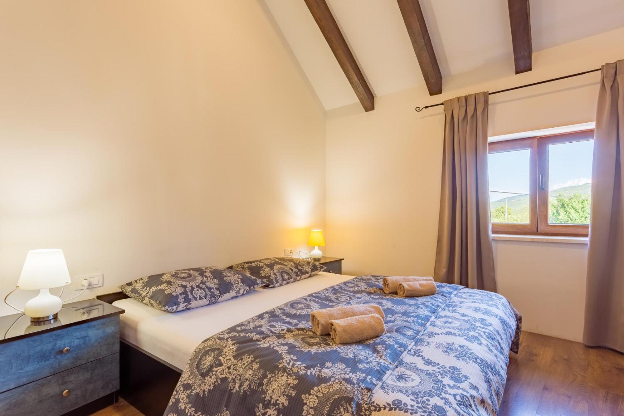 Stone Valcer * Slivno (Split-Dalmatia)